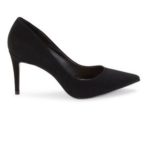 SAKS FIFTH AVENUE
Black Point Toe Suede Pumps               Excellent Condition